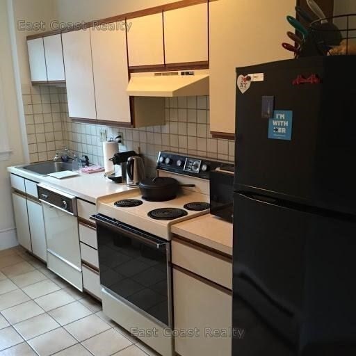property at 128 Hemenway St