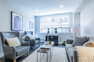 The Lincoln in Toronto, ON - Building Photo