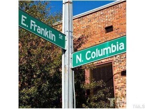 140 W Franklin St, Unit 229 in Chapel Hill, NC - Building Photo - Building Photo