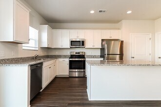 100 Percheron Dr in Summerville, SC - Building Photo - Building Photo