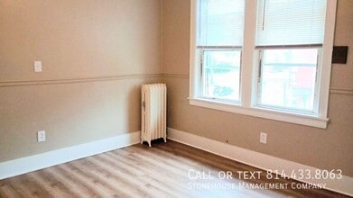 422 W 10th St in Erie, PA - Building Photo - Building Photo