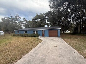 859 CR 541 in Sumterville, FL - Building Photo