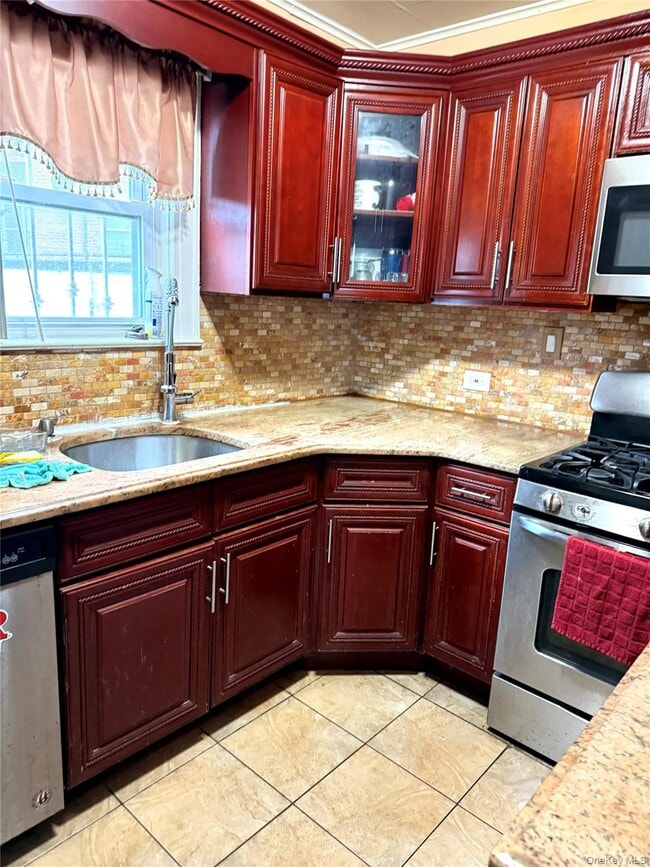 94-18 225th St in Queens, NY - Building Photo - Building Photo