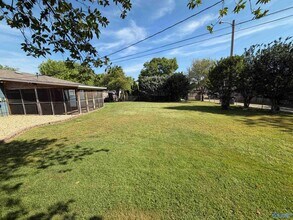 1518 15th Ave SW in Decatur, AL - Building Photo - Building Photo