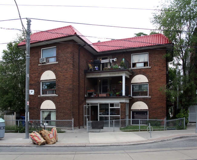 12 Vaughan Rd in Toronto, ON - Building Photo - Primary Photo