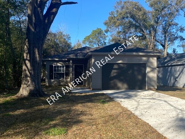 property at 708 Robinson Ave E