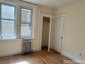 1255 Boylston St, Unit 23 in Boston, MA - Building Photo - Building Photo