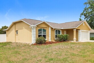 8403 Yearling Ln in New Port Richey, FL - Foto de edificio - Building Photo