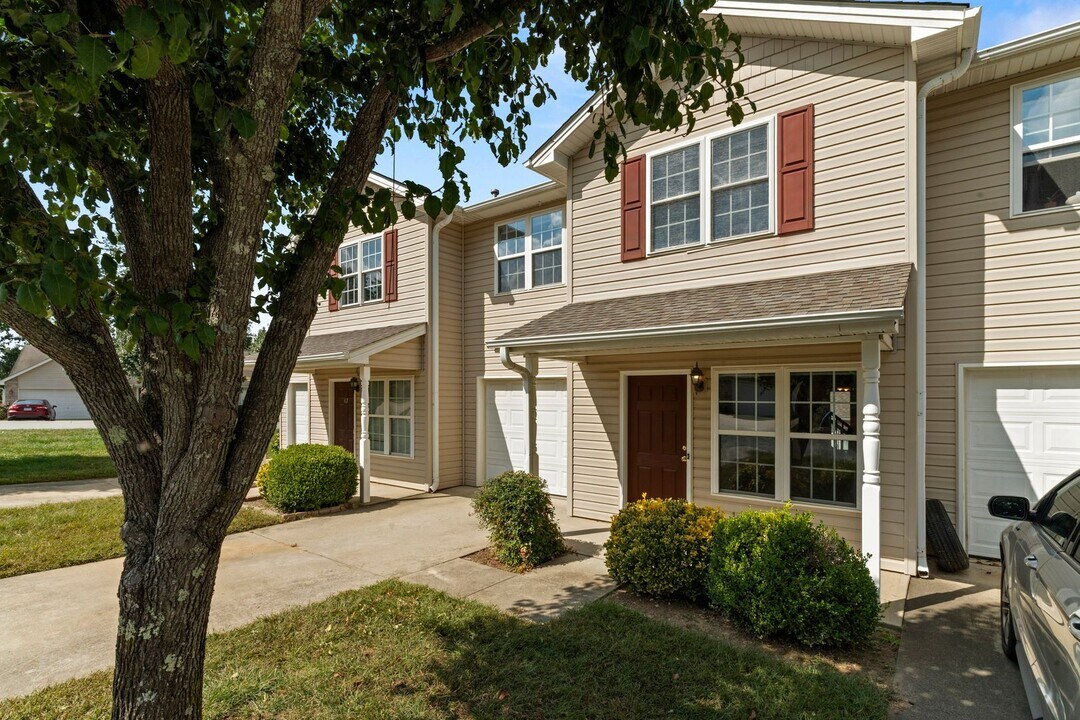 65 Lilac Fields Way in Arden, NC - Building Photo