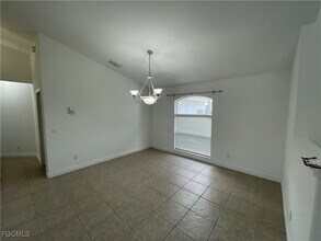 609 SW 43rd Ln in Cape Coral, FL - Building Photo - Building Photo
