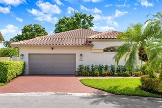 5334 NW 26th Cir in Boca Raton, FL - Building Photo - Building Photo