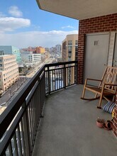 901 North Monroe Street, Unit Apt 1203 in Arlington, VA - Building Photo - Building Photo