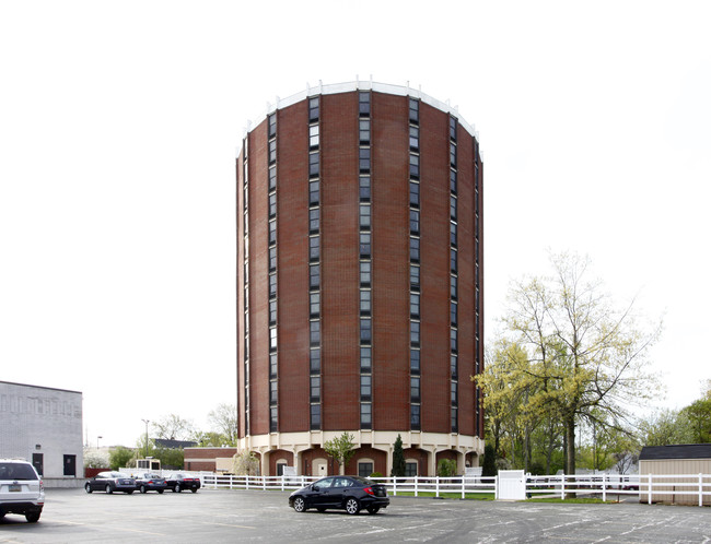 Portage Trail Village in Cuyahoga Falls, OH - Building Photo - Building Photo