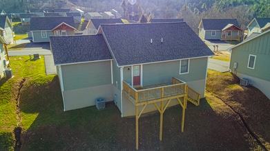 218 Ava Wy in Boone, NC - Building Photo - Building Photo