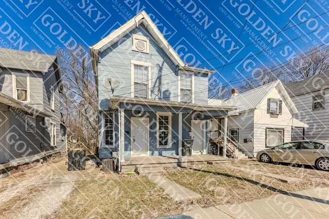 property at 826 W Main St