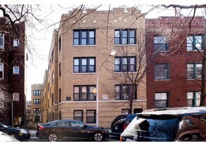 837.5 W Cornelia Ave in Chicago, IL - Building Photo