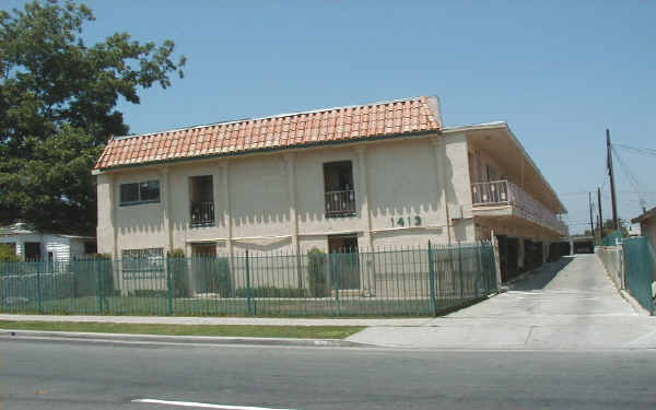 1413 W 105th St in Los Angeles, CA - Building Photo - Building Photo