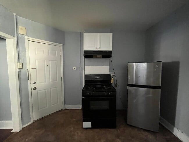 69 Williams Ave, Unit 1 in Jersey City, NJ - Building Photo - Building Photo