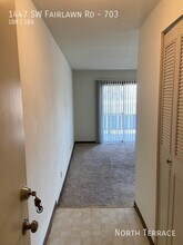 1447 SW Fairlawn Rd in Topeka, KS - Building Photo - Building Photo