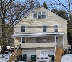 242 Philadelphia St in Indiana, PA - Building Photo