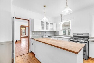 21 Biltmore St in Springfield, MA - Building Photo - Building Photo