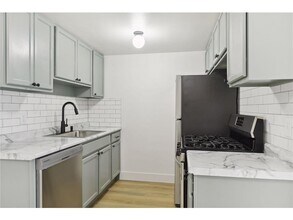 99 E 54th St in Minneapolis, MN - Building Photo - Building Photo