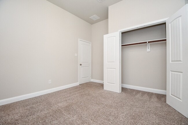 19319 Hays Spring Dr