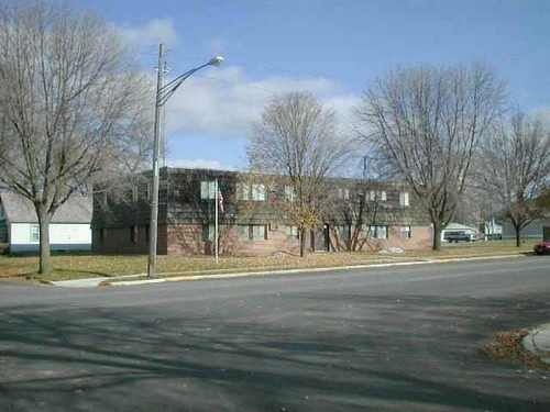 307 Cofield St in Raymond, MN - Foto de edificio