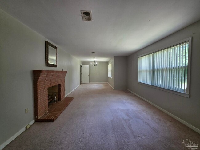 402 Park Ln E in Cantonment, FL - Building Photo - Building Photo