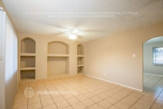 4603 W Luke Ave in Glendale, AZ - Foto de edificio - Building Photo