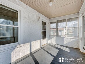 2122 S 35th Ave in Omaha, NE - Building Photo - Building Photo
