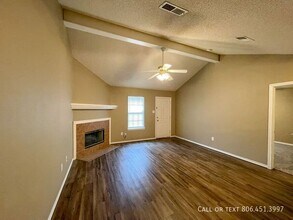 1915 79th St in Lubbock, TX - Building Photo - Building Photo