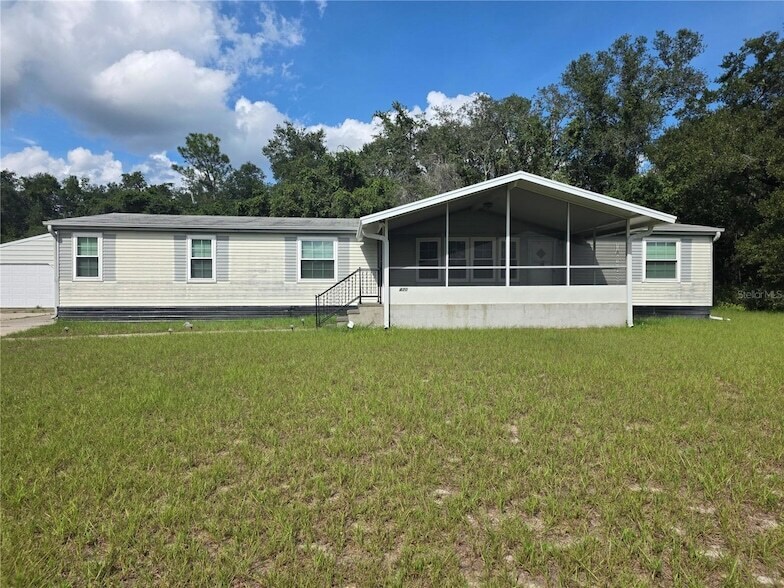 470 Hilltop Ct in DeLand, FL - Building Photo
