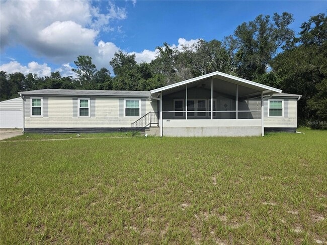 property at 470 Hilltop Ct