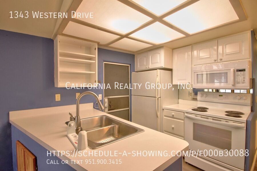 1343 Western Dr in San Jacinto, CA - Building Photo