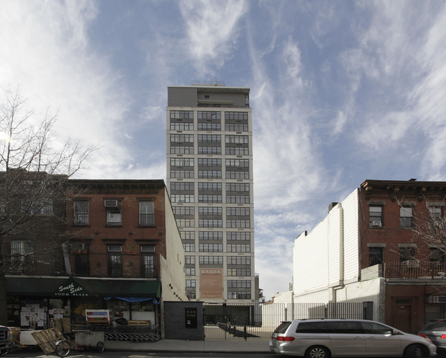 424 Bedford in Brooklyn, NY - Building Photo - Building Photo