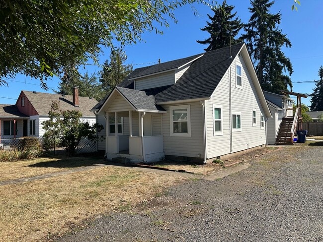 455 S 38th St in Springfield, OR - Building Photo - Building Photo