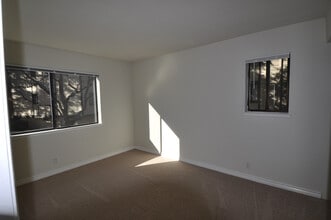 222 Stonegate Cir in San Jose, CA - Building Photo - Building Photo
