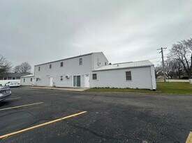 530 E 3rd St in Coal City, IL - Building Photo