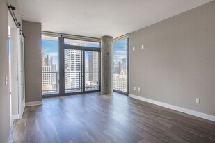 515 N State St in Chicago, IL - Building Photo