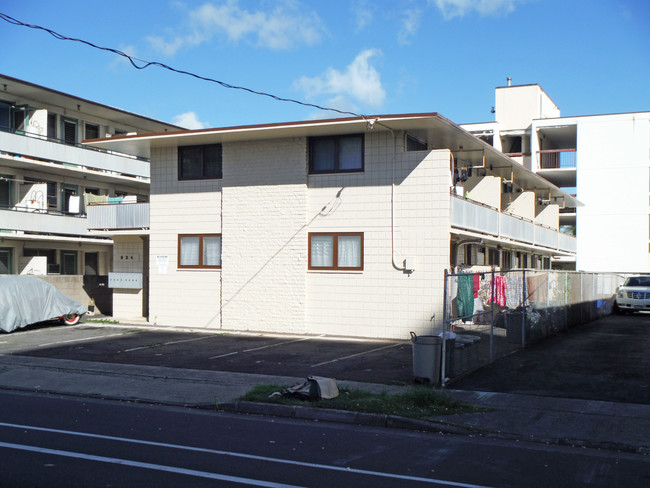 824 University Ave in Honolulu, HI - Building Photo - Building Photo