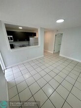 1115 SW 15th Terrace in Fort Lauderdale, FL - Building Photo - Building Photo