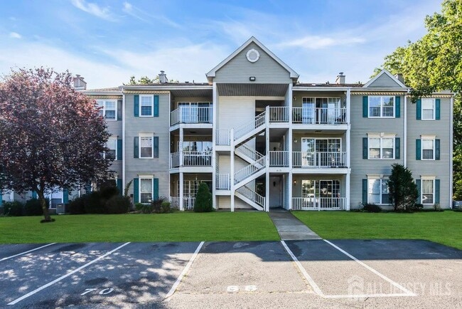 property at 66 Iroquois Dr
