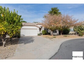 4284 E Harwell Ct in Gilbert, AZ - Building Photo