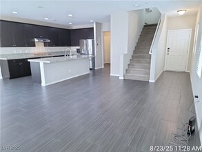 385 Ambitious St in Henderson, NV - Building Photo - Building Photo