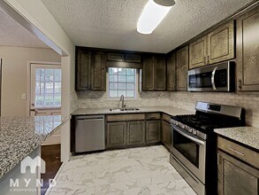 70 Highland Cir in Stockbridge, GA - Building Photo - Building Photo