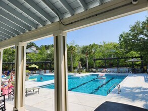 2021 Basildon Rd, Unit #2021 in Mount Pleasant, SC - Building Photo - Building Photo