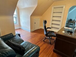 14 Seminary Ave, Unit 3rd FL in Binghamton, NY - Building Photo - Building Photo