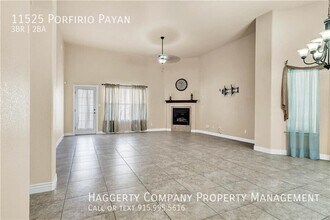 11525 Porfirio Payan Dr in El Paso, TX - Building Photo - Building Photo