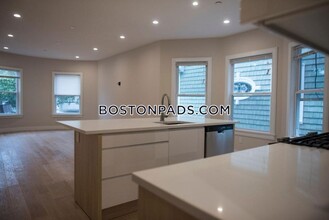 14 Willis St in Boston, MA - Building Photo - Building Photo